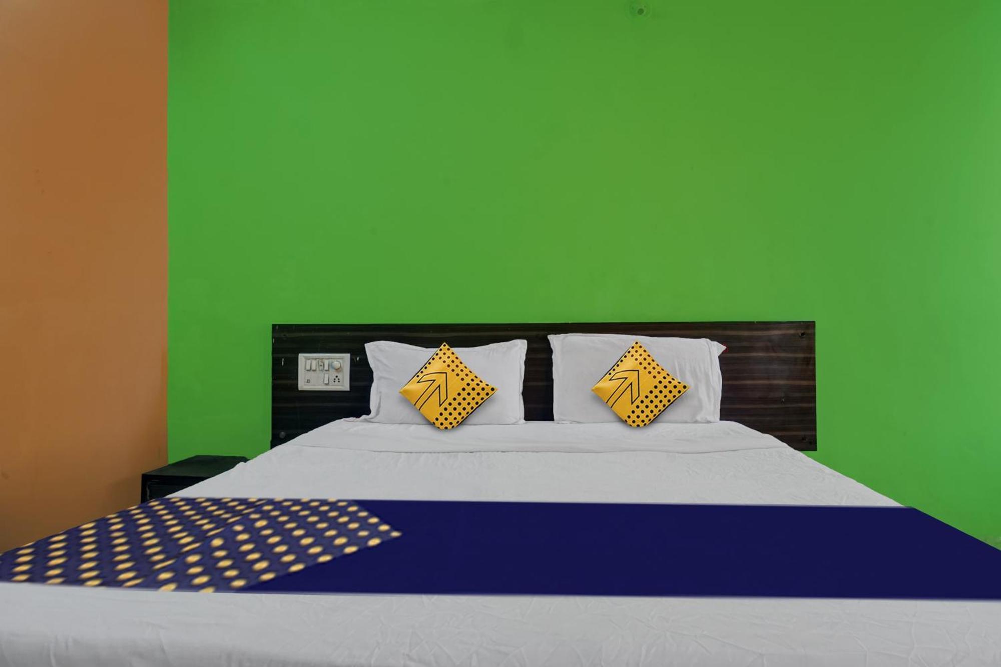 Hotel O Akash Lodge Latur Exterior photo