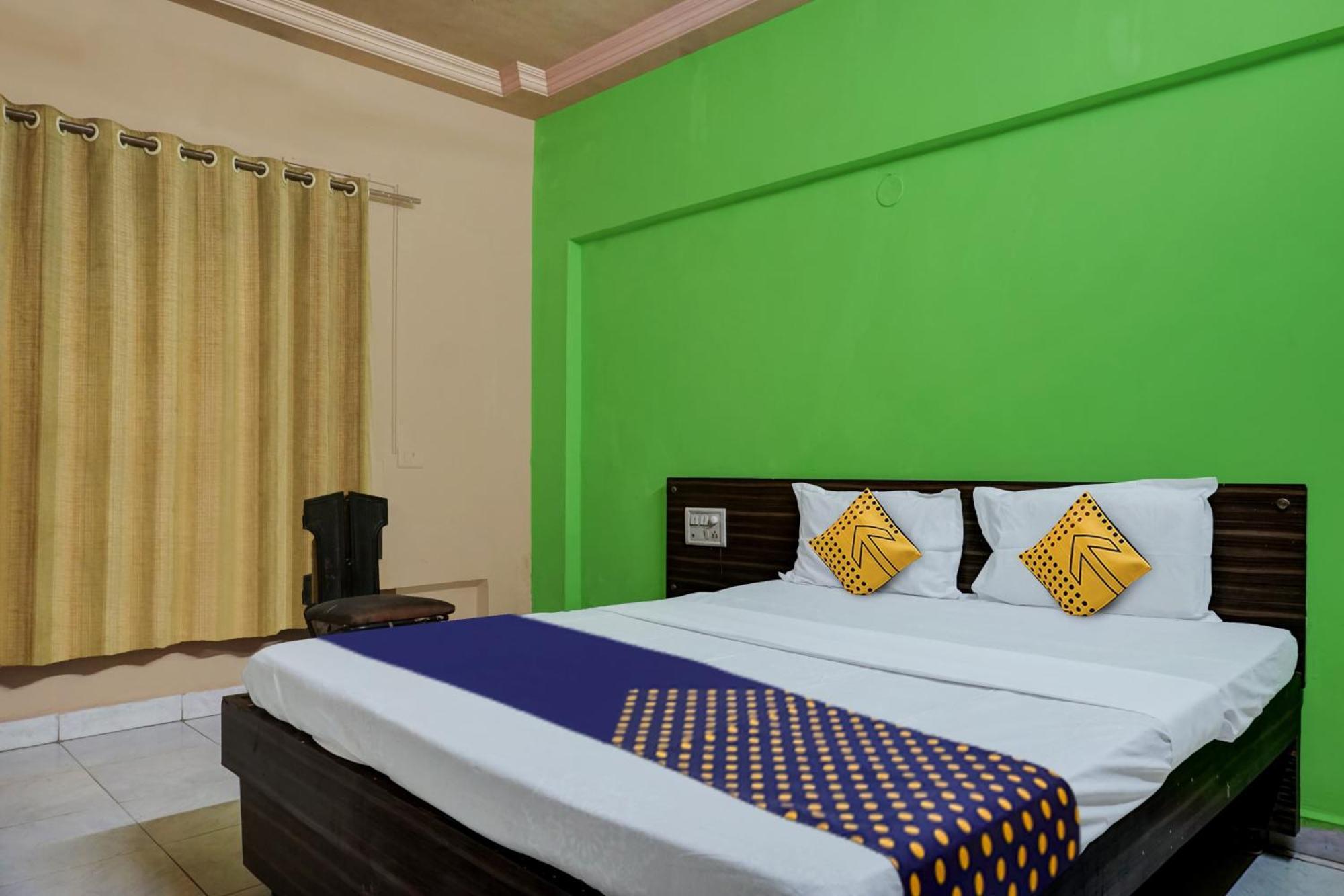 Hotel O Akash Lodge Latur Exterior photo